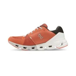 On | Men's Cloudflyer 4 Running Shoes -Nike Store 71.98396 M On Cloudflyer4 side2