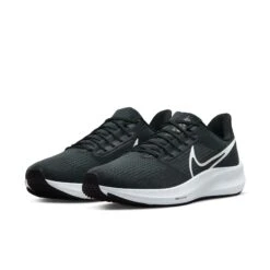 Nike | Men's Air Zoom Pegasus 39 Running Shoes - Black -Nike Store DH4071 001 M Nike AirZoomPegasus39 frontpair