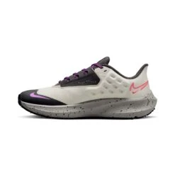 Nike | Women's Air Zoom Pegasus 39 Shield Running Shoes - Light Bone -Nike Store DO7626 003 W Nike Pegasus39Shield side2